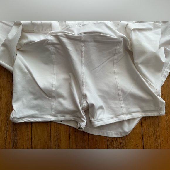 Lululemon Circuit Breaker Skirt White Sz 8 - Picture 7 of 9